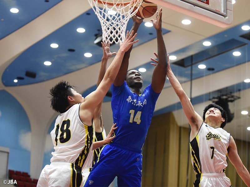 帝京長岡が前橋育英に快勝…コネが47得点24リバウンドと強烈なダブルダブル／U18トップリーグ男子