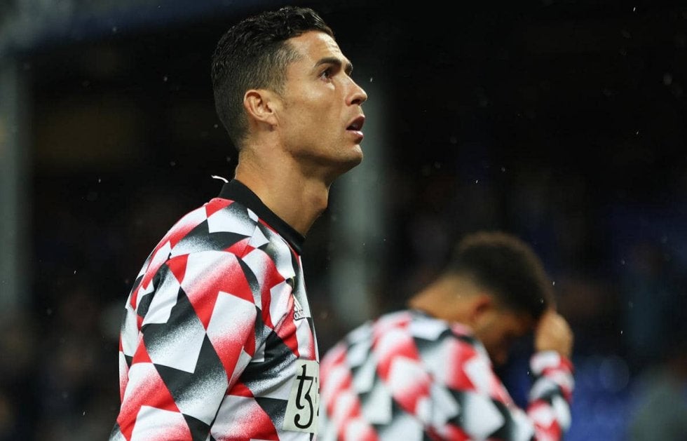 「彼は受け入れないだろう」テン・ハグ監督が少年のスマホを叩き落としたC・ロナウドに言及…しかしFAの公聴会に参加とも