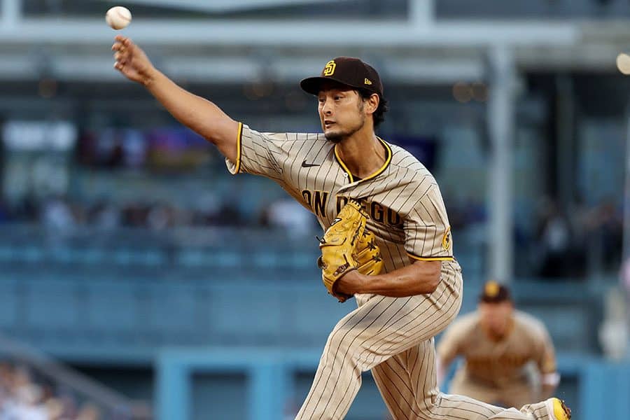 【MLB 地区S】ダルビッシュがPS2勝目　6回途中7K3失点の粘投、元虎スアレス好救援で1勝1敗に