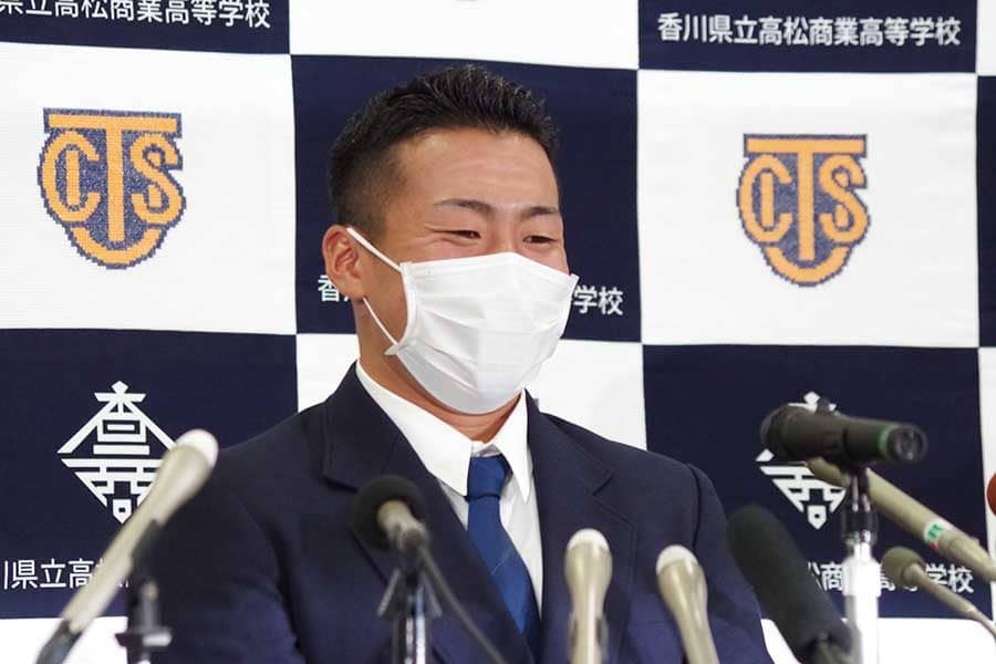 【ドラフト】巨人ドラ1浅野の“隠れた素質”　達筆な「獅子奮迅」にファン感嘆「上手い…」