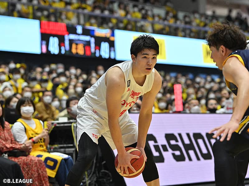 A東京が終盤に逆転し宇都宮に2連勝…安藤が3P3本を含む18得点で勝利の立役者に