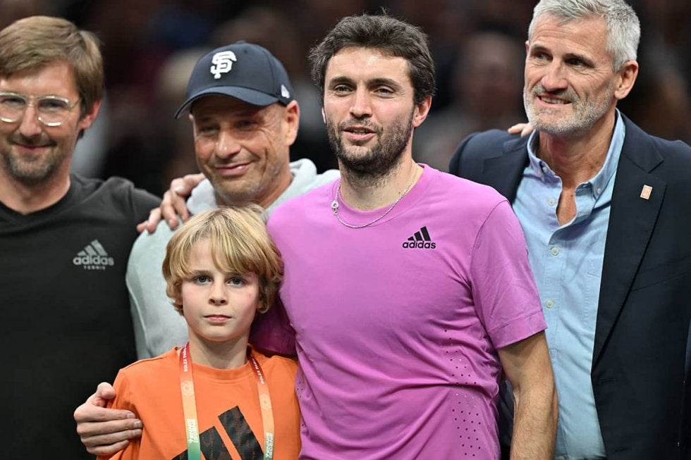 元世界ランク6位シモン、母国大会で20年にわたる現役生活に幕「テニス選手になれたことは本当にラッキー」[ロレックス・パリ・マスターズ]