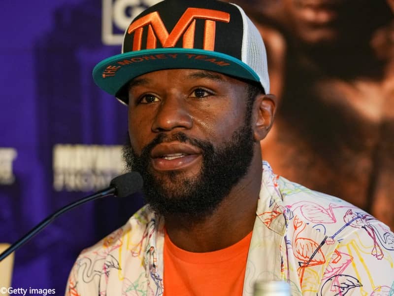 無敗のボクシング王者メイウェザーがNBA球団買収に興味？