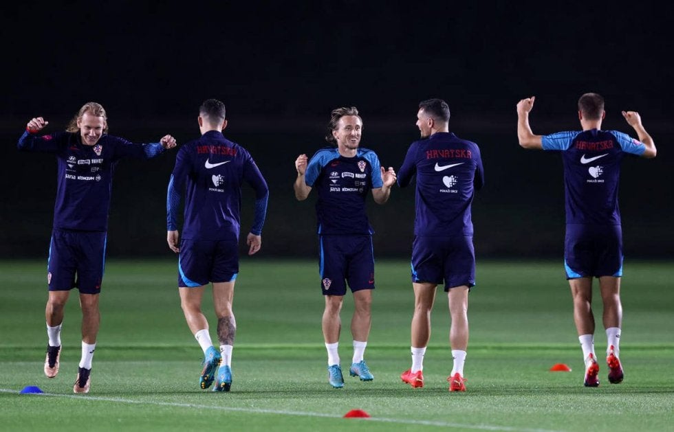 「最高だ！」「芸術的」粋なプレゼント！3位を目指したクロアチア代表に届いていた幼稚園児が書いたの似顔絵が大反響「三角ドレスのモドリッチは最強だな」