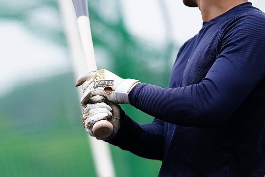 専門店が解説する「アンダーシャツ」の選び方　“野球初心者”は何着あれば大丈夫？