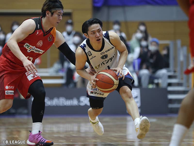 土壇場で3ポイントを沈め切った河村勇輝…横浜BCがFE名古屋との激戦を制す