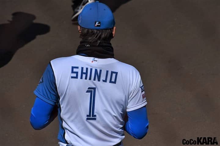 【日本ハム】新庄剛志監督 コーチへの「ムチ入れ」はＶ奪回ロードへの布石？ささやかれる「本気度」