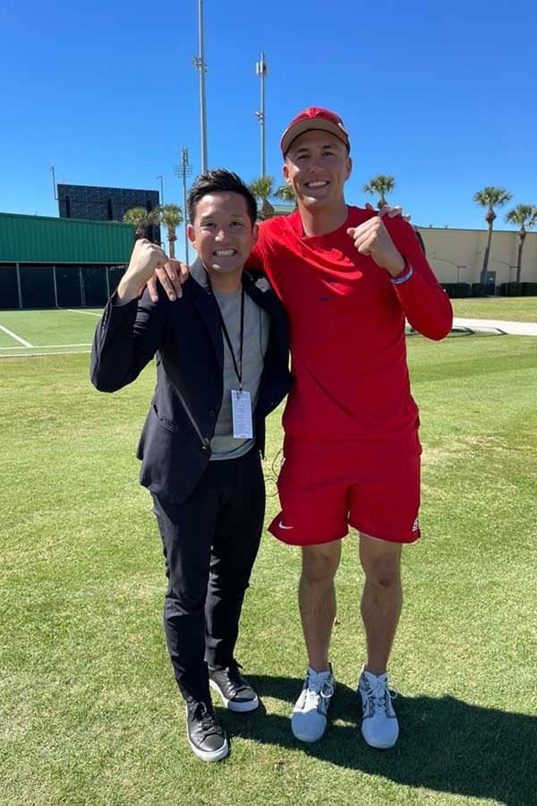 杉谷拳士氏、ヌートバーを電撃訪問「ヌゥーートと呼んで」　打席前の応援呼びかけ