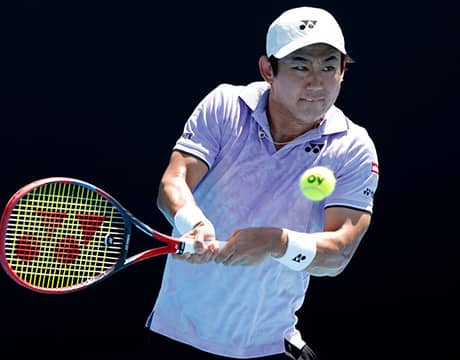 西岡 フルセットで屈し8強ならず