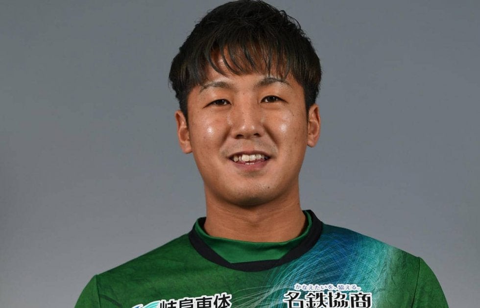 岐阜退団のDF小山新が24歳で現役引退、J3で12試合出場「中途半端な気持ちで通用するほど甘い世界ではない」 サッカー スポーツブル