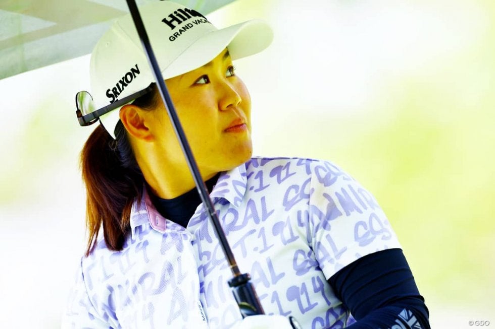 スイングミスで電気ショックも 畑岡奈紗がテストする最新機器「deWiz」とは