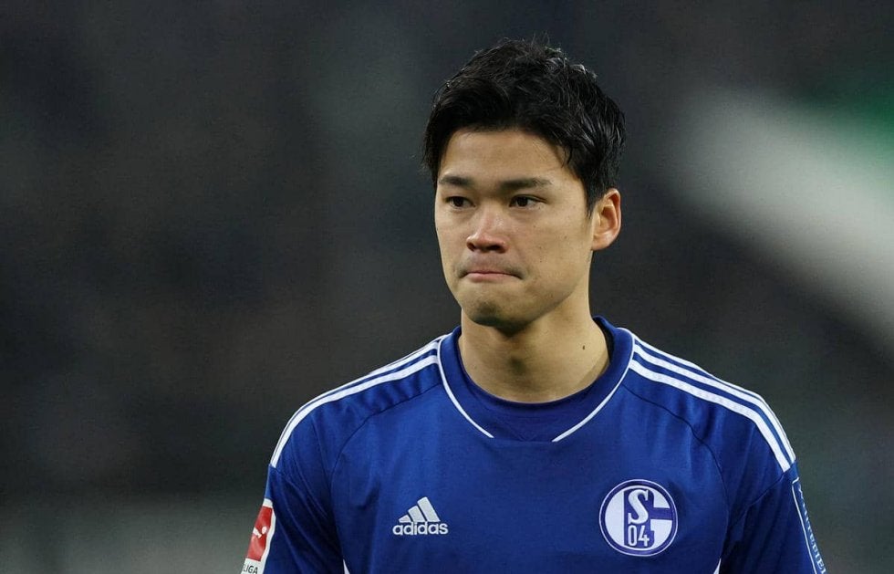 「思ったよりも深刻」シャルケMF上月壮一郎が足首の手術が決まり心境、チームメイトの吉田麻也もエール！ サッカー スポーツブル (スポブル)