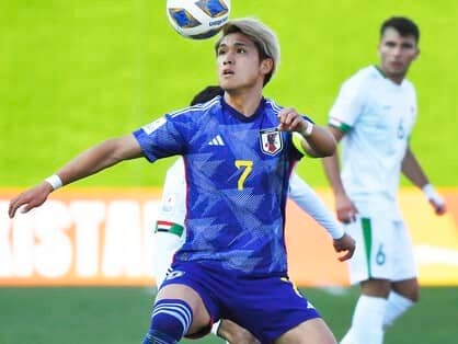 「自分はまだ海外のレベルに達していない」松木玖生の意識は誰よりも高く、メンタルモンスター長友佑都から学びの日々