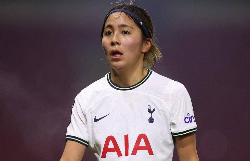 岩渕真奈 (女子日本代表)サインボール 【公式通販】