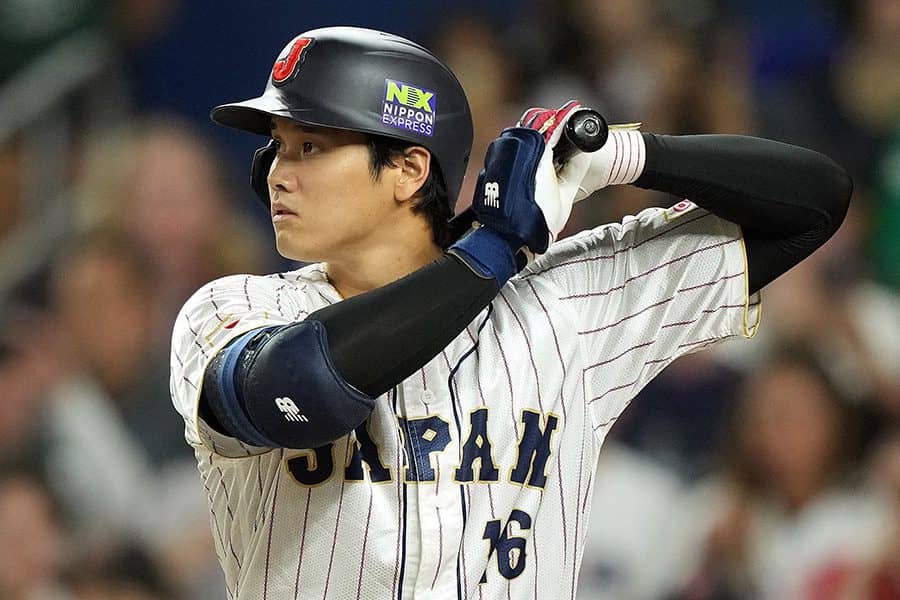 大谷翔平、右中間二塁打で雄叫び　逆転へ望みつなぐ気迫の打撃、塁上でチーム鼓舞
