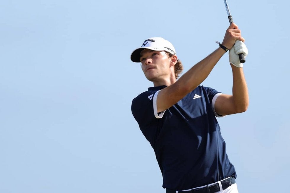 ニコライ・ホイゴーとサム・スティーブンスが初優勝へ首位並走