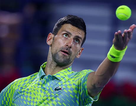 ジョコ、モンテカルロ会場で練習