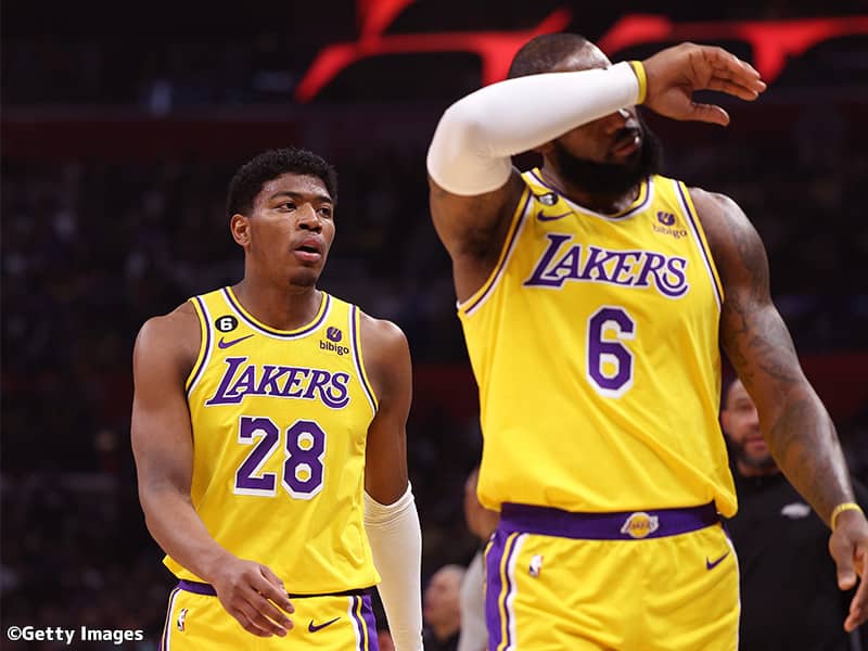 後半に流れをつかんだレイカーズがサンズを下す…八村は11得点5リバウンドと要所で活躍