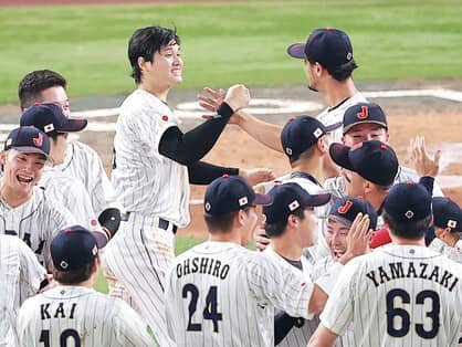 WBC日本代表ブルペン捕手・鶴岡慎也が見たダルビッシュの変化　中継ぎ投手は「この状況になったらこの投手」と事細かく決まっていた