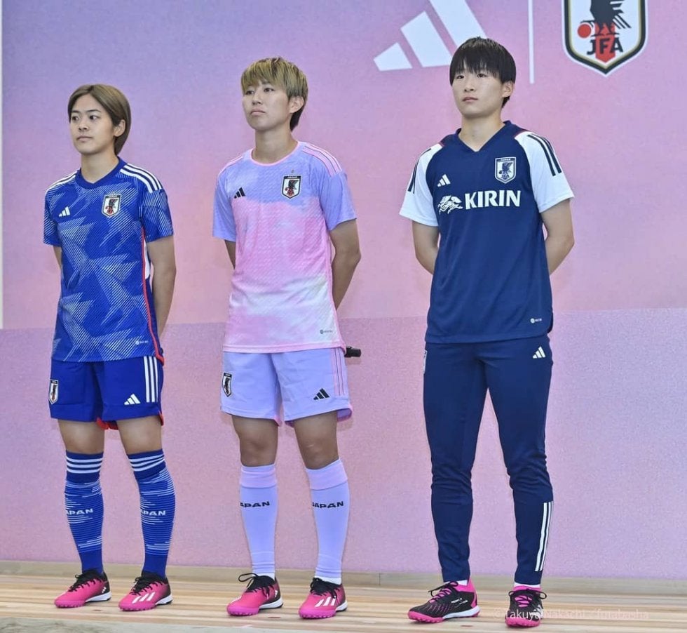 長谷川唯とのズレが目立ったコンビネーションとボールを受ける意図【なでしこジャパンの「W杯前ラスト」海外遠征から見えた課題】(3)