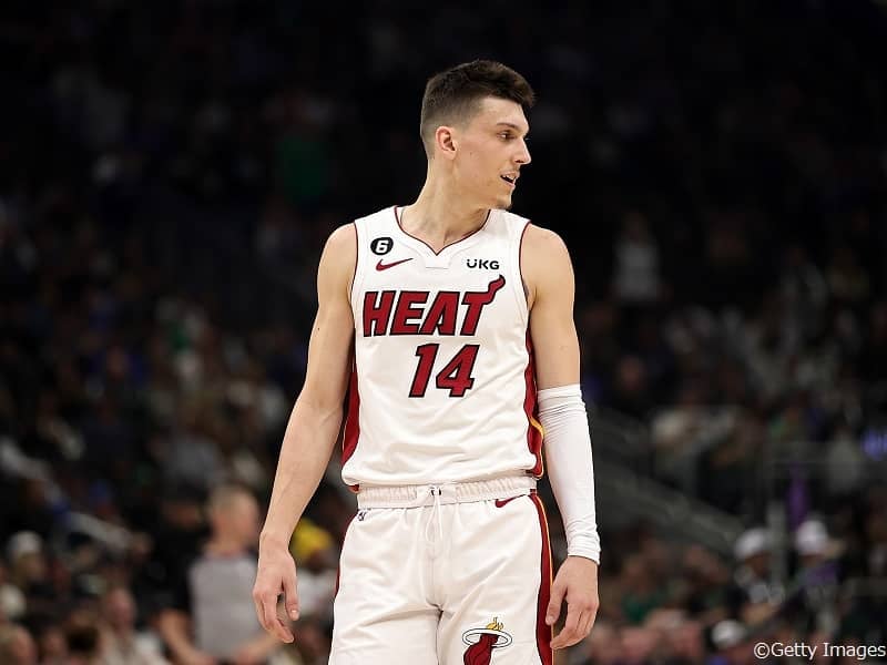 プレーオフ初戦で右手を骨折したヒート第3の得点源タイラー・ヒーローが手術へ