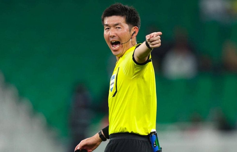 U-20W杯に日本から3人の審判団が参加！ 荒木友輔主審、三原純副審、聳城巧副審が選出