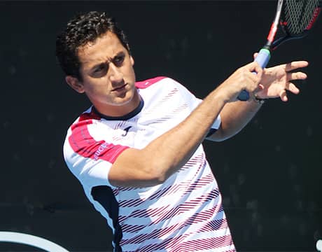 壁激突から7年、会場で再会