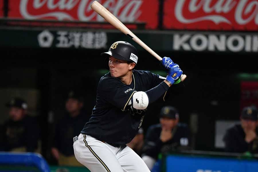 「吉田の穴」を埋めたのは…　3連覇狙うオリの最重要課題に応えた新たな“育成の星”