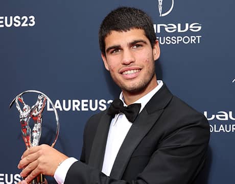 アルカラス 4人目の受賞「感謝」