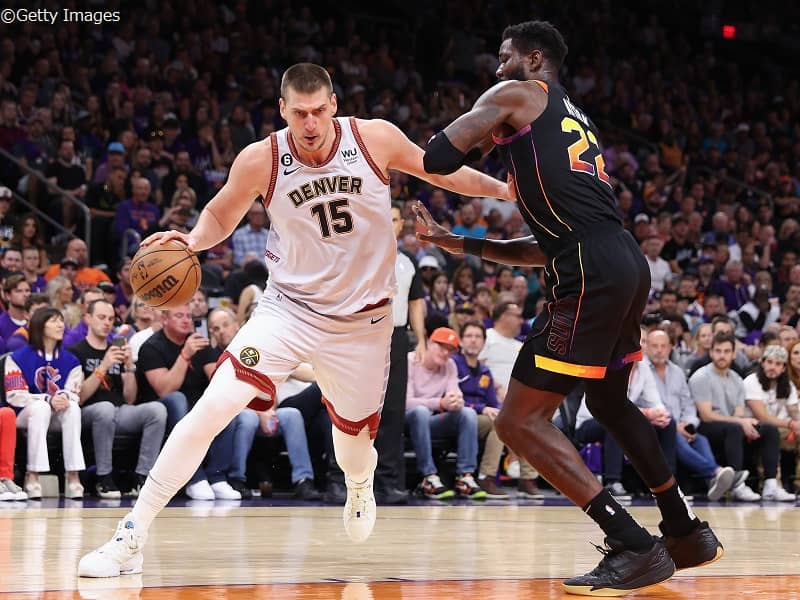 観客との“不適切な接触”で罰金処分となったヨキッチ「最初に手を出してきたのは…」