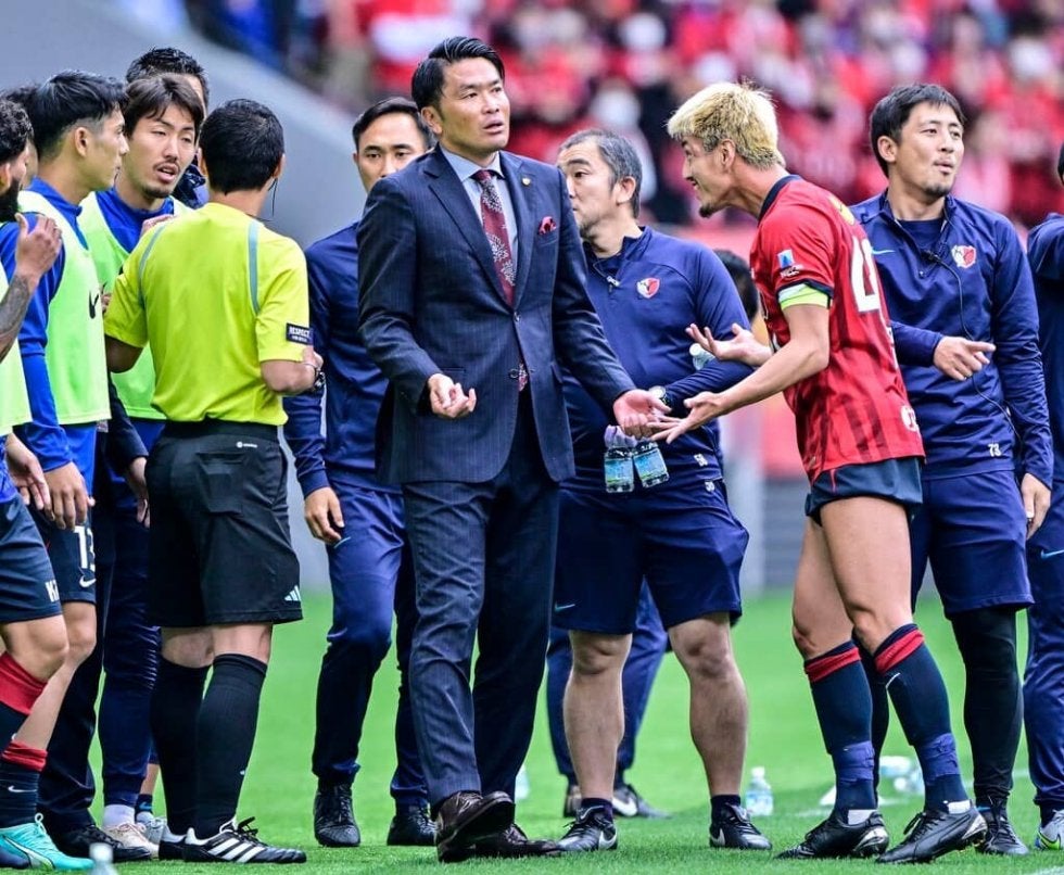 鹿島・岩政大樹監督が語った選手時代の「逆転優勝」と現在の違い【「30周年」Jリーグの進化の証】(2)