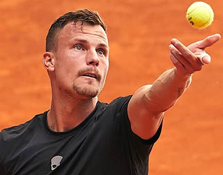 暴言を謝罪「その場の勢いで」