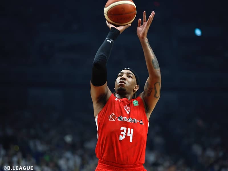 千葉Jのクリストファー・スミスが2年連続のベスト6thマン受賞…3ポイント成功率43.8パーセントを記録 バスケットボール スポーツ