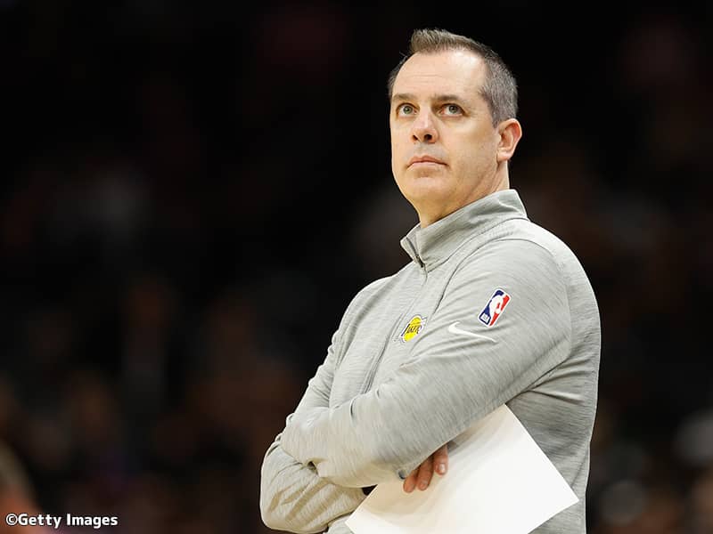 HC就任1年目にレイカーズで優勝を経験したフランク・ボーゲルがサンズの新指揮官に採用