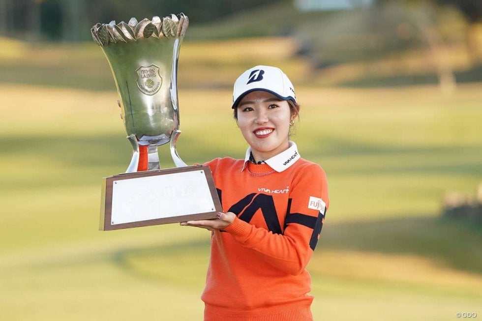 古江彩佳がプレーオフを制して今季2勝目 酒井美紀が2位