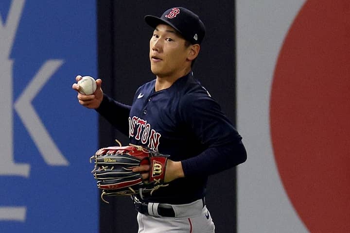 ３試合連続無安打も“美技”で魅せた吉田正尚を米メディアが称賛「なんというキャッチだ！」