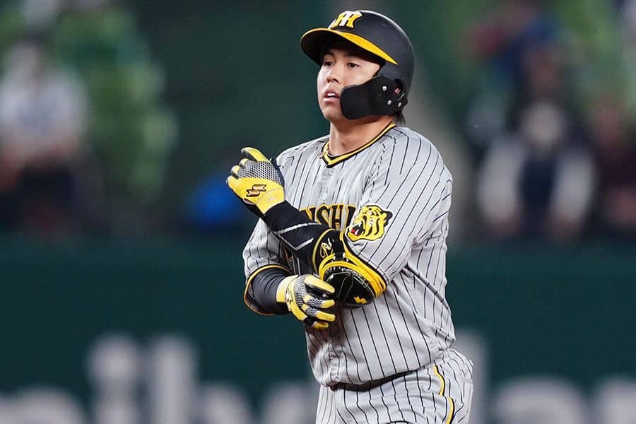 夢の祭典は“虎色”に…梅野がトップに約2500票差と急接近、球宴ファン投票