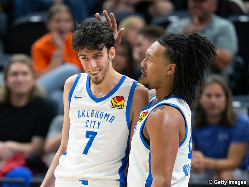 昨季全休のホルムグレンがサマーリーグで復帰…期待の若手が15得点9リバウンドなど躍動