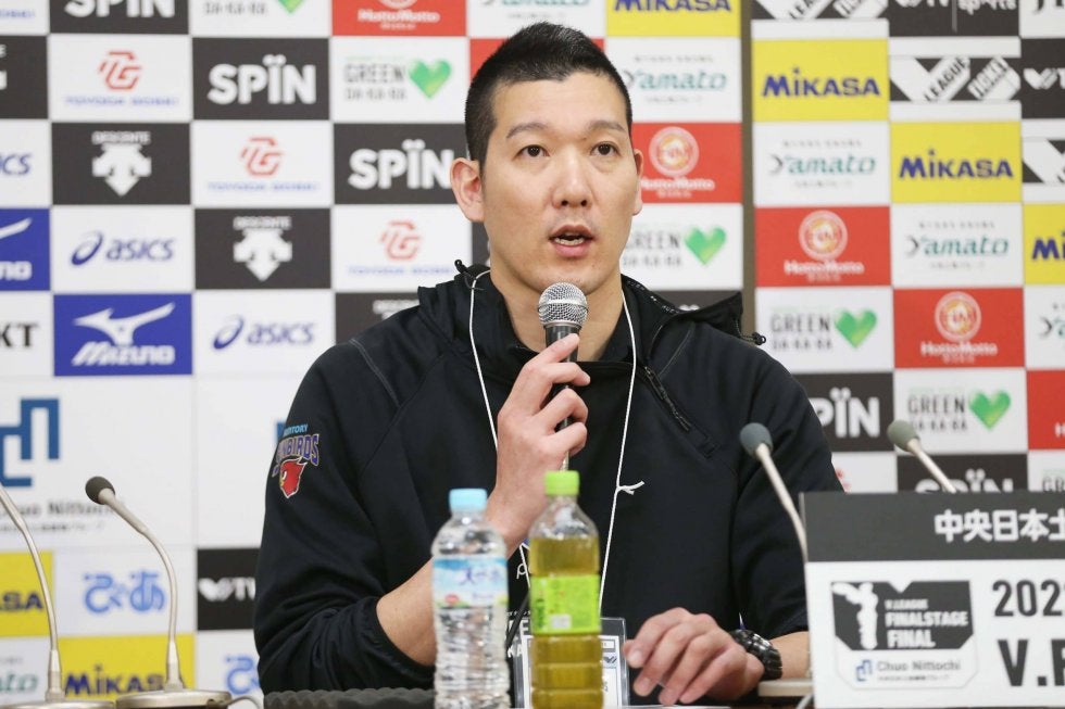 ブロックは習得も指導も「難しい。けれど…」サントリー山村宏太監督が語る重要性 “成功体験”が鍵に