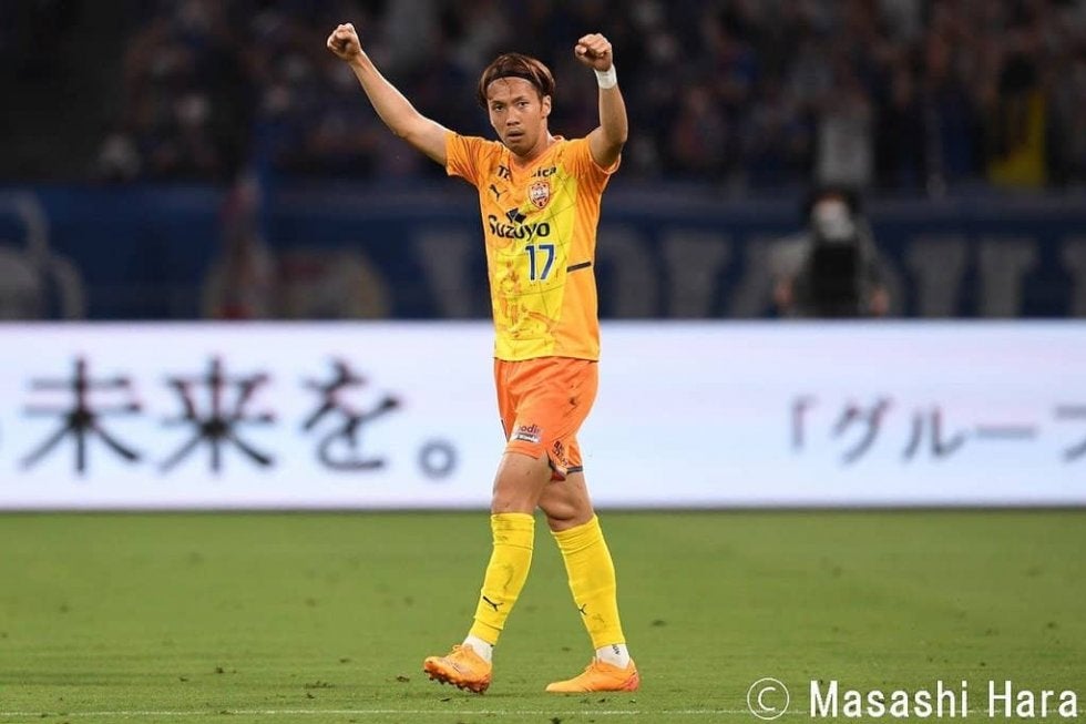 【J2「静岡2強の明暗」】清水、MF神谷の豪快右足ゴラッソも痛恨のドロー！秋葉監督、選手も口を揃えた「魔の時間帯」(1)