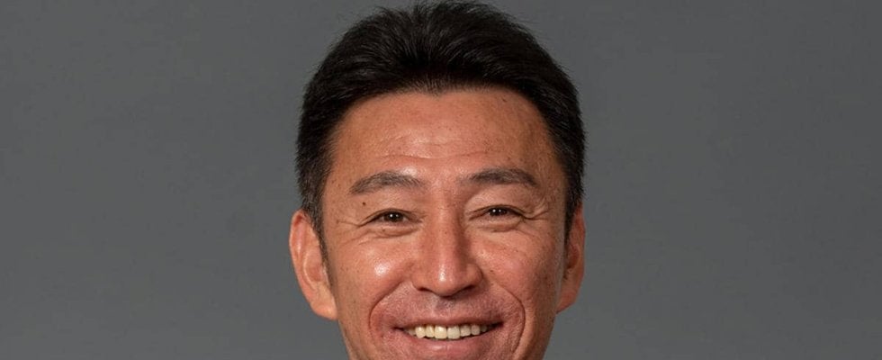 J1最下位の古巣・湘南へ24年ぶり復帰! 今季途中まで山口を指揮した名塚善寛氏がコーチに就任「残りの試合を前向きに全力で闘います
