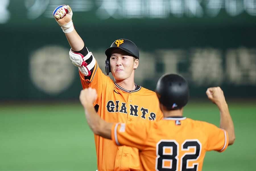 巨人、秋広の“技あり決勝打”で4連勝　3位まで1差に…中日は球宴後1勝7敗と大失速