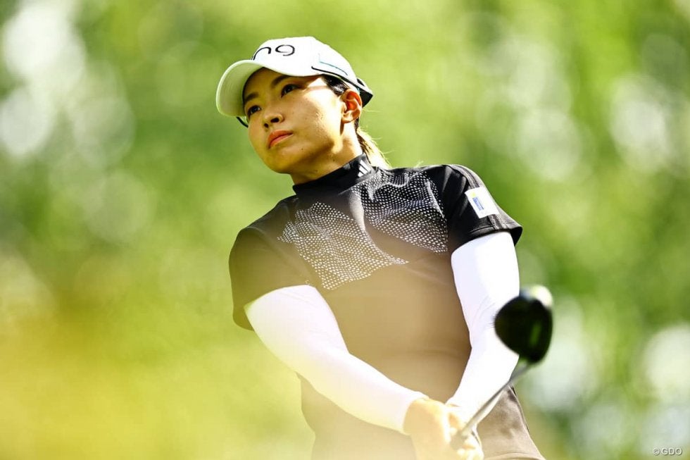 渋野日向子「手の痛みなく」4日間完走 パット不調も表情明るく