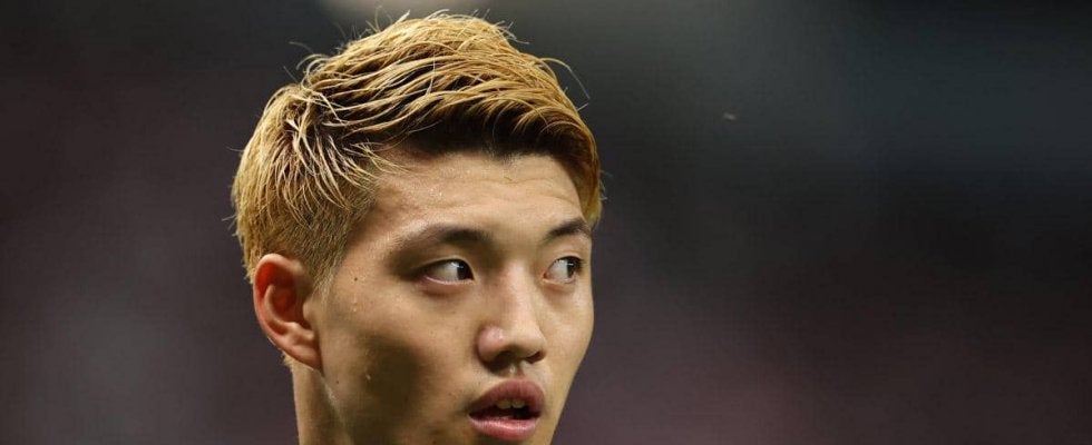 堂安律がクライミングの野中生萌選手にエール！珍しいメガネ姿にファンは大絶賛「めっちゃオシャレ！」「似合ってる！」