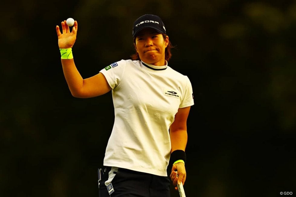 「お花は愛でるもの」 飛ばし屋・穴井詩が堅実マネジメントで好発進