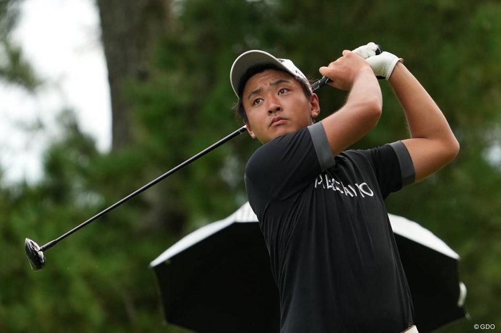 鈴木晃祐が首位発進 1打差に金谷拓実ら、河本力2打差