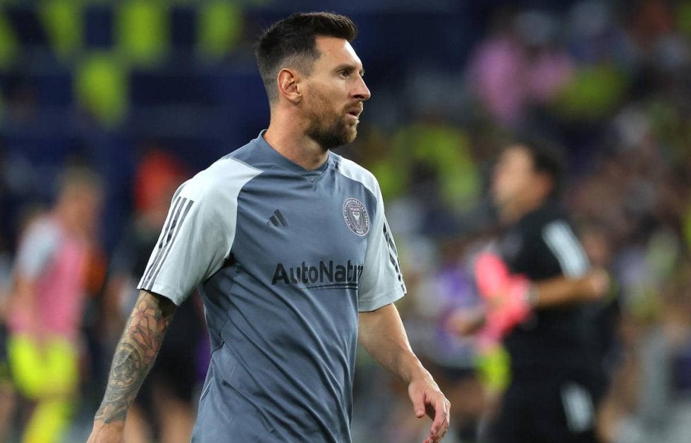 「利き手は右なんだね」世界最高のレフティー、メッシがドッジボールで本気投げする姿に注目の声「足の方が上手そうだ」