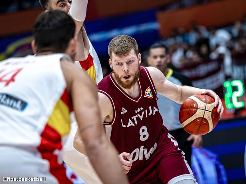 世界ランク1位撃破のラトビア、ベルターンスはチーム力に自信「僕らは試合に身を任せるだけ」 バスケットボール スポーツブル (スポブル)