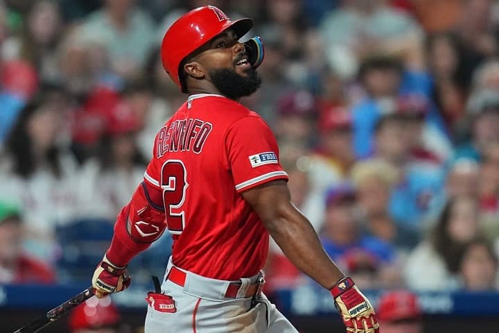 「もうたくさんだ」エ軍の災難は続く…素振りをしたレンヒーフォが肉離れで交代 ファンや米記者も悲観「終わりがない」