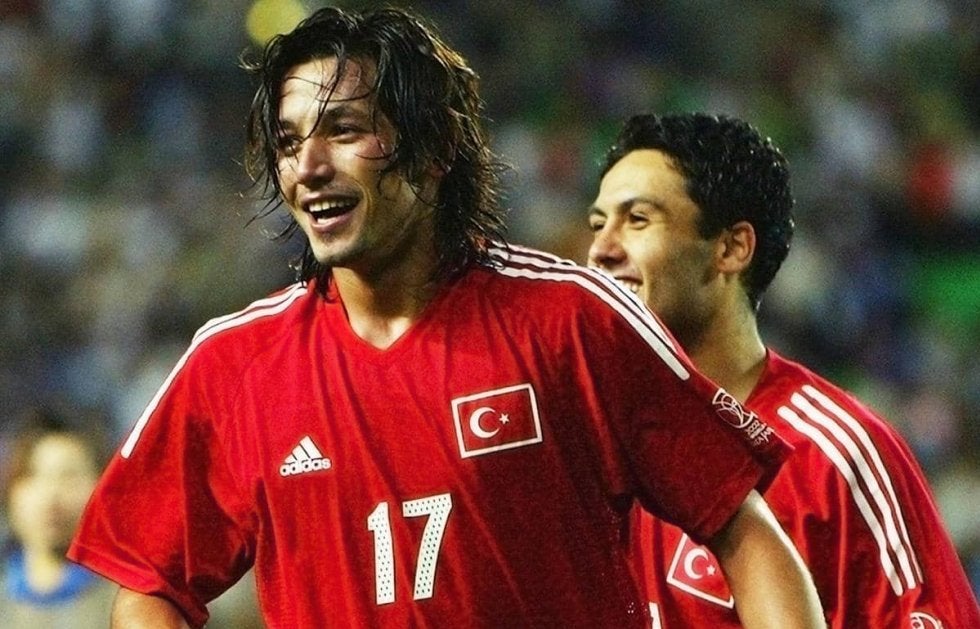 トルコ戦でトレンド入り…日韓W杯沸かせたイルハンが話題に！現在は20年